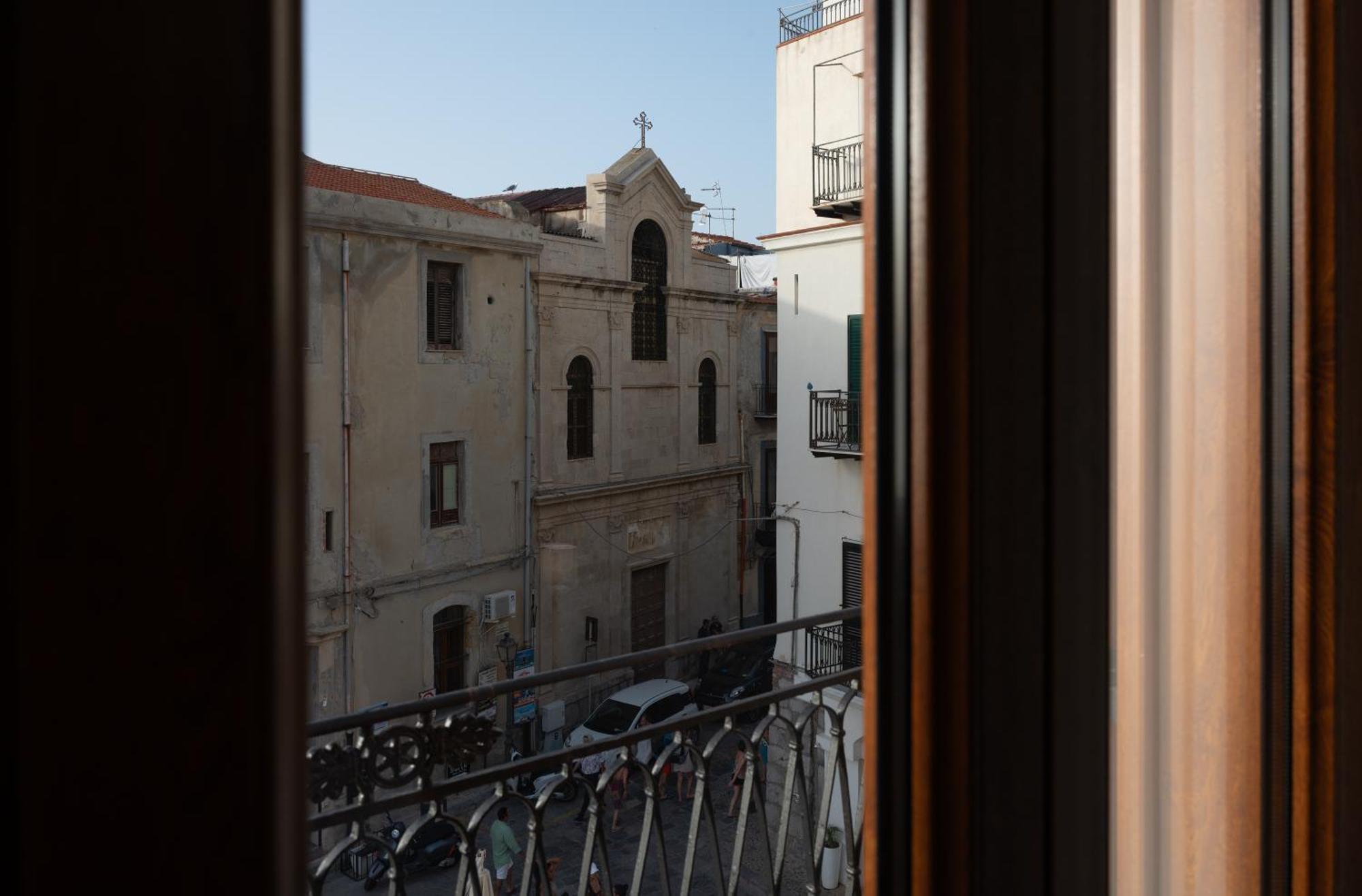 Casa Vacanze Tramonto Alla Marina Apartment Cefalu Exterior photo